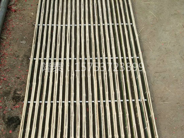 竹羊床(漏糞板)