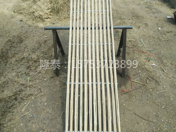 竹羊床（漏糞板）