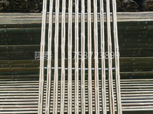 竹羊床（漏糞板）